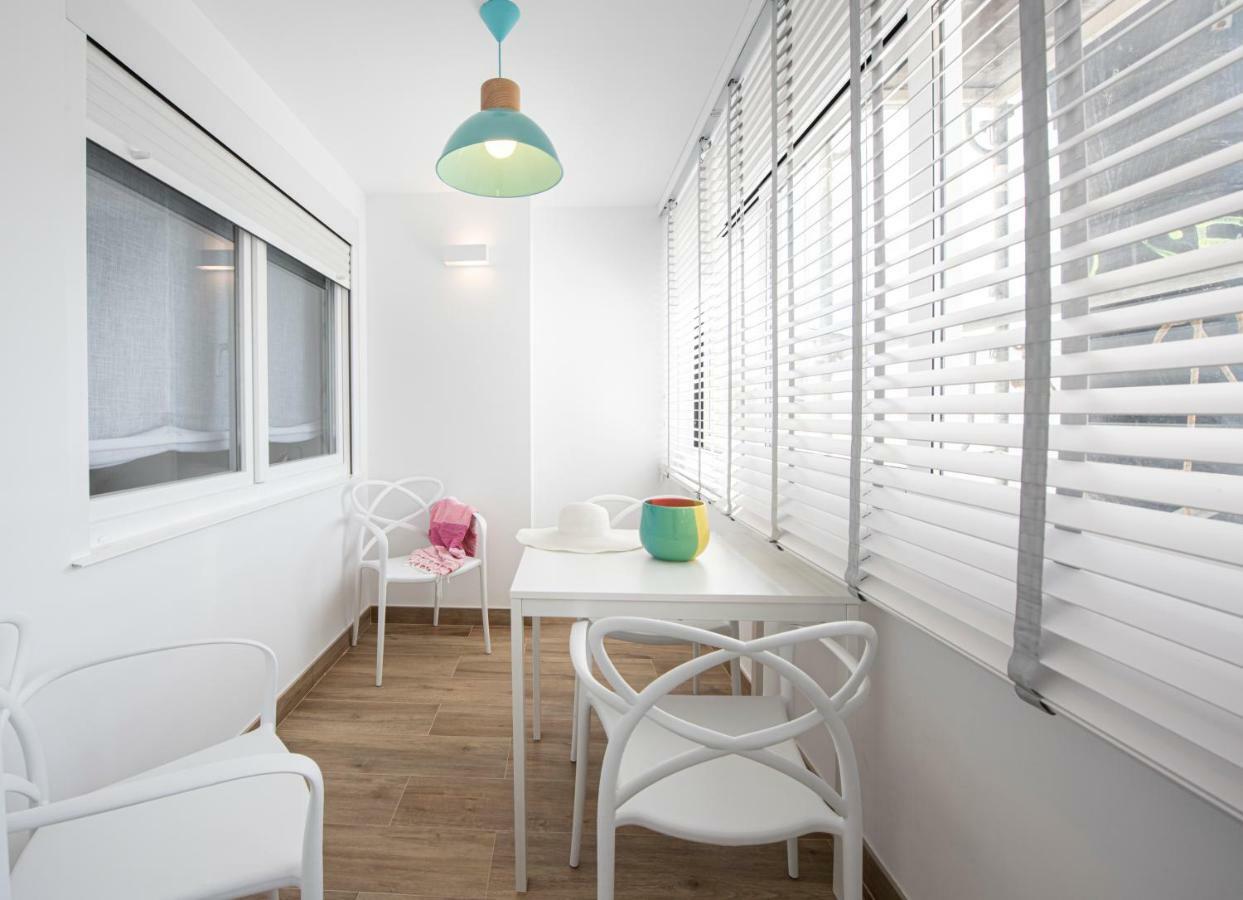 Oh La Life Portosin La Playa Apartment Екстериор снимка